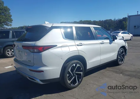 2022 Mitsubishi Outlander Black Edition 2Wd/Se 2.5 2Wd/Se Launch Edition 2Wd z USA, uszkodzony, nr VIN JA4J3UA80NZ004716